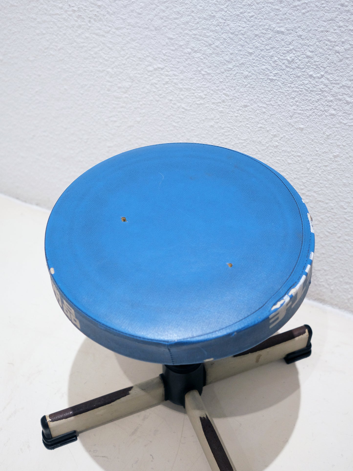 日本 中古 舊物 チエリー 寫真用品 店鋪用 丸形 作業 椅子