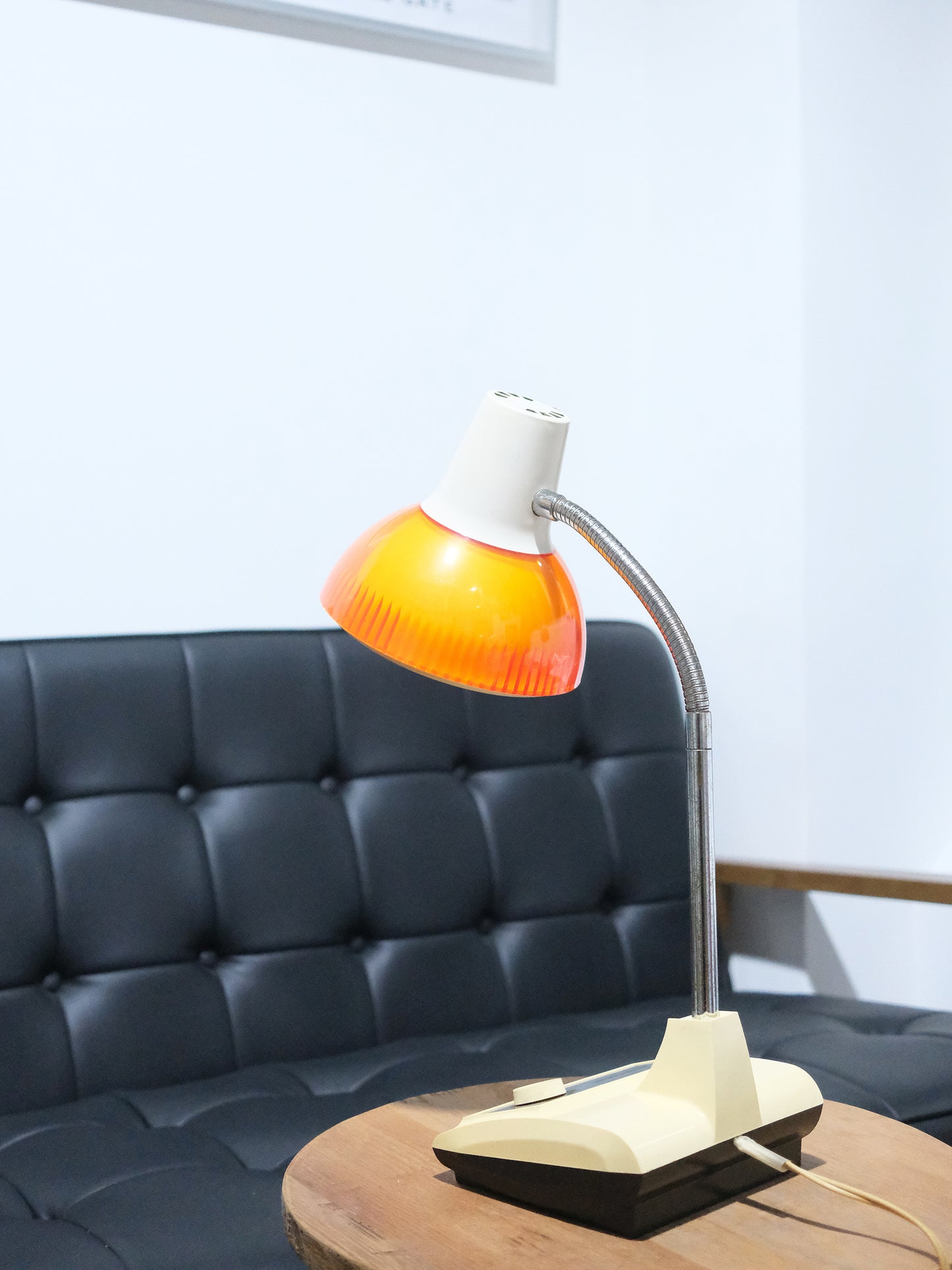 日本制 Mitsubishi 三菱 LB-301 白熱 燈色 旋鈕式 擡燈 Table Light Lamp
