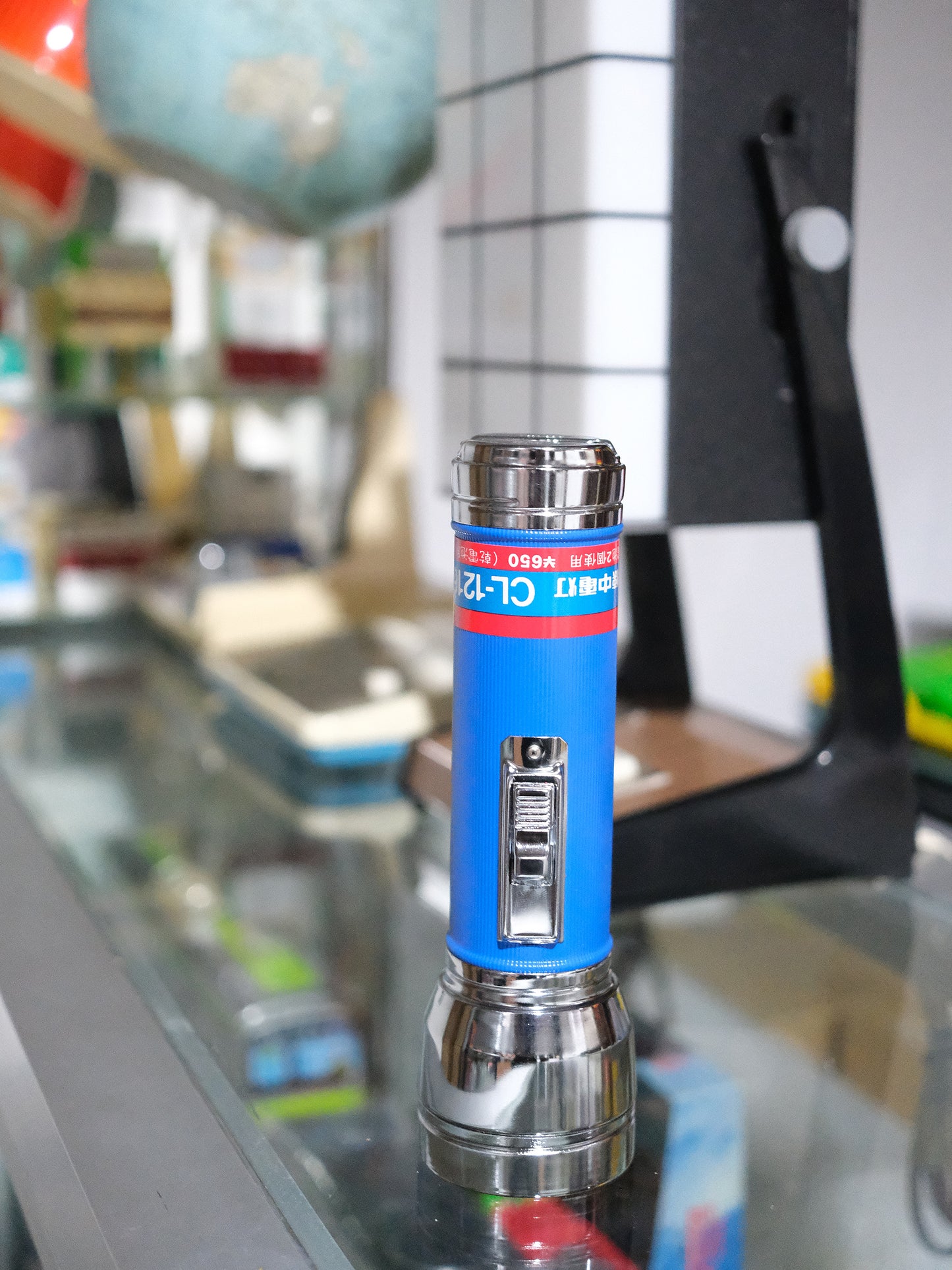 日本制 全新品 三菱 Mistsubishi CL-1216 藍色 懷舊 手電筒