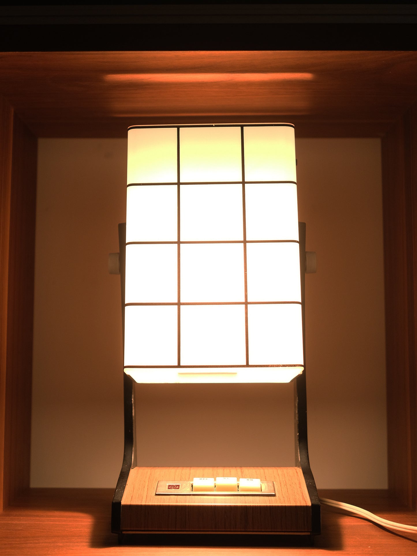 日本制 70's National 松下電器 LS-452 直立式 可調節高度 兩段光 擡燈 Night Lamp