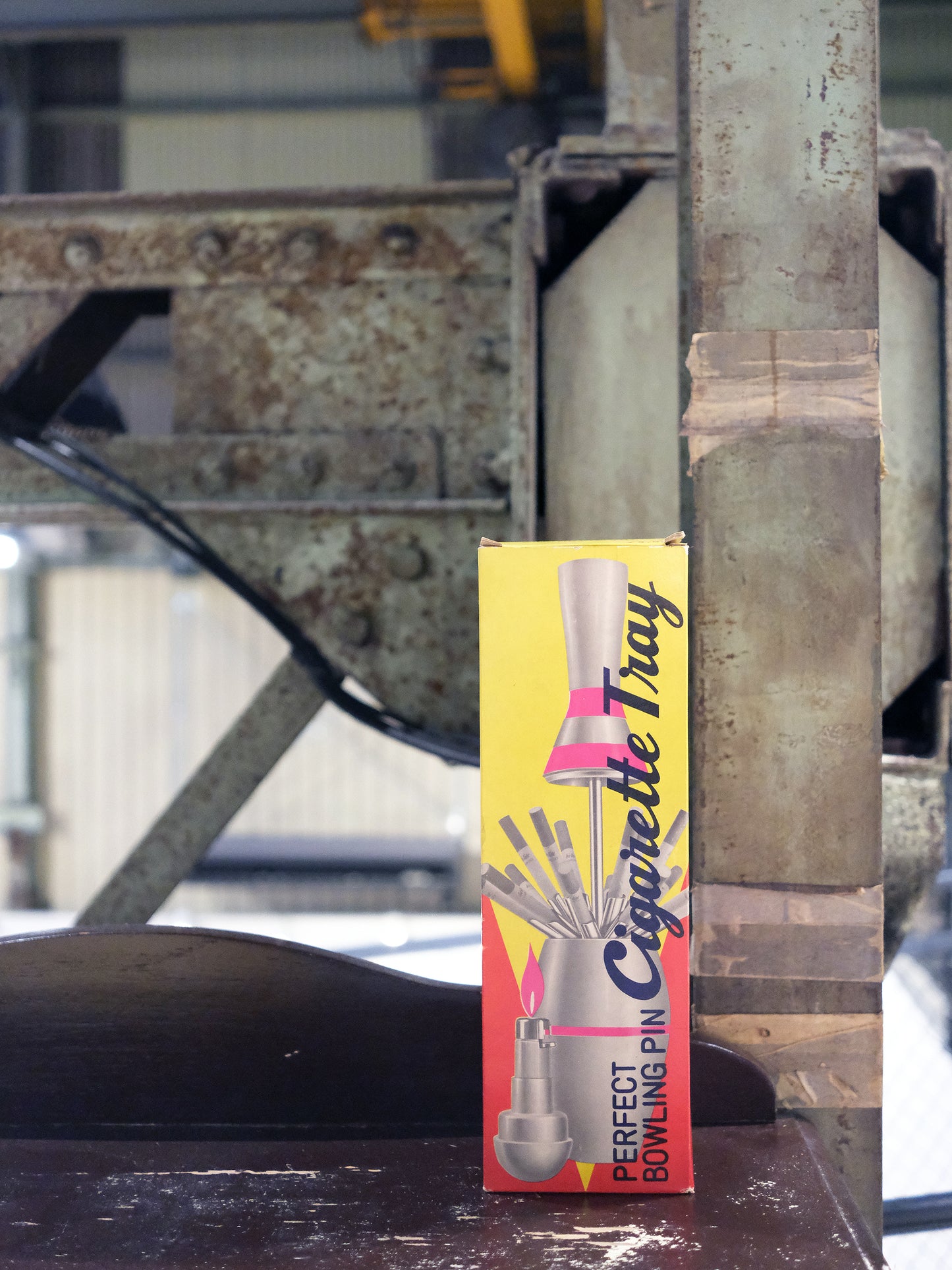 日本 舊物 Bowling Pin 保齡球樽造形 香煙 托盤 收納樽 連火機