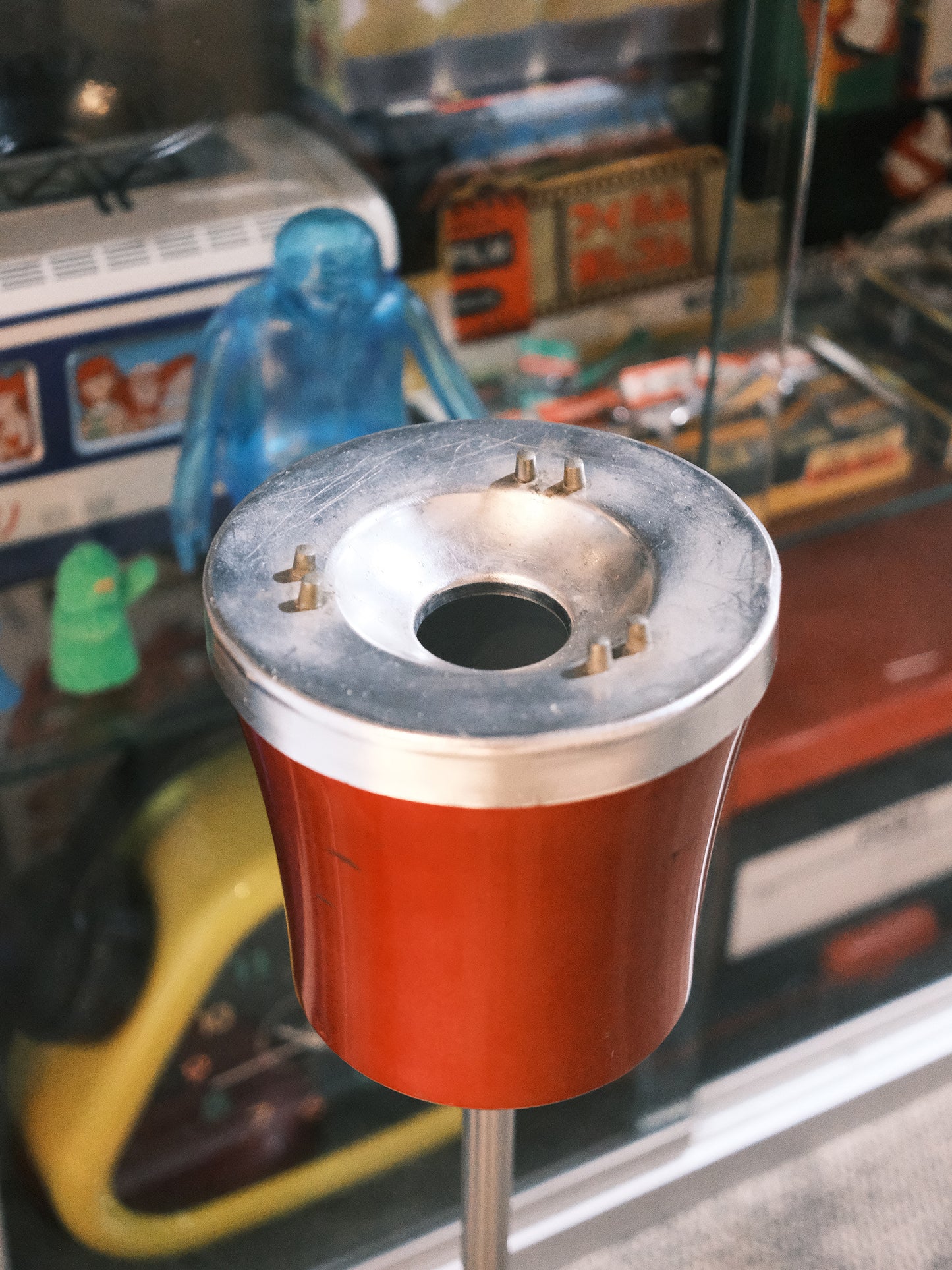 日本 70’s 昭和年代 紅色 鐵製 喫茶店 坐地 立式煙灰缸 Ashtray