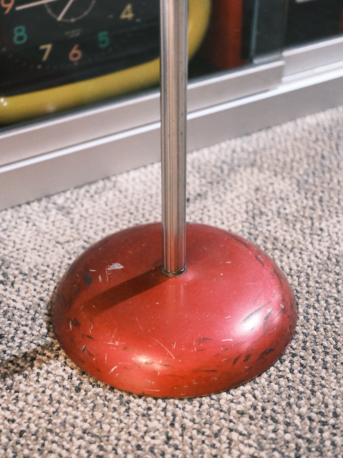 日本 70’s 昭和年代 紅色 鐵製 喫茶店 坐地 立式煙灰缸 Ashtray