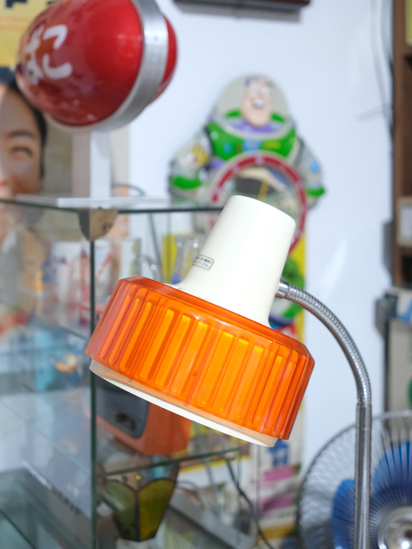 日本制 Sanyo 三洋 LS-317N  橙色 按鈕式 白熱燈 擡燈 Lamp