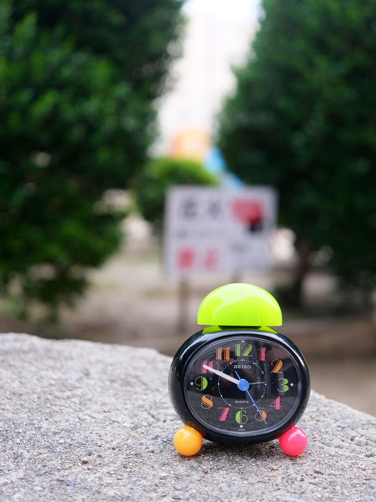 Seiko 精工 KG412 電池式 型格 螢光色 小鬧鐘 時鐘 Clock