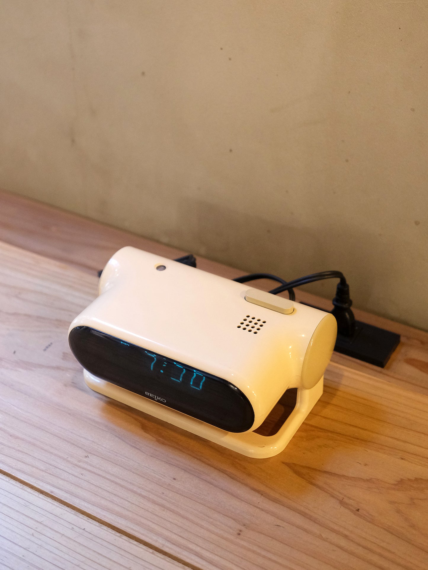 日本制 Seiko 精工 DL502W Digital Alarm Clock 電子鬧鐘時計