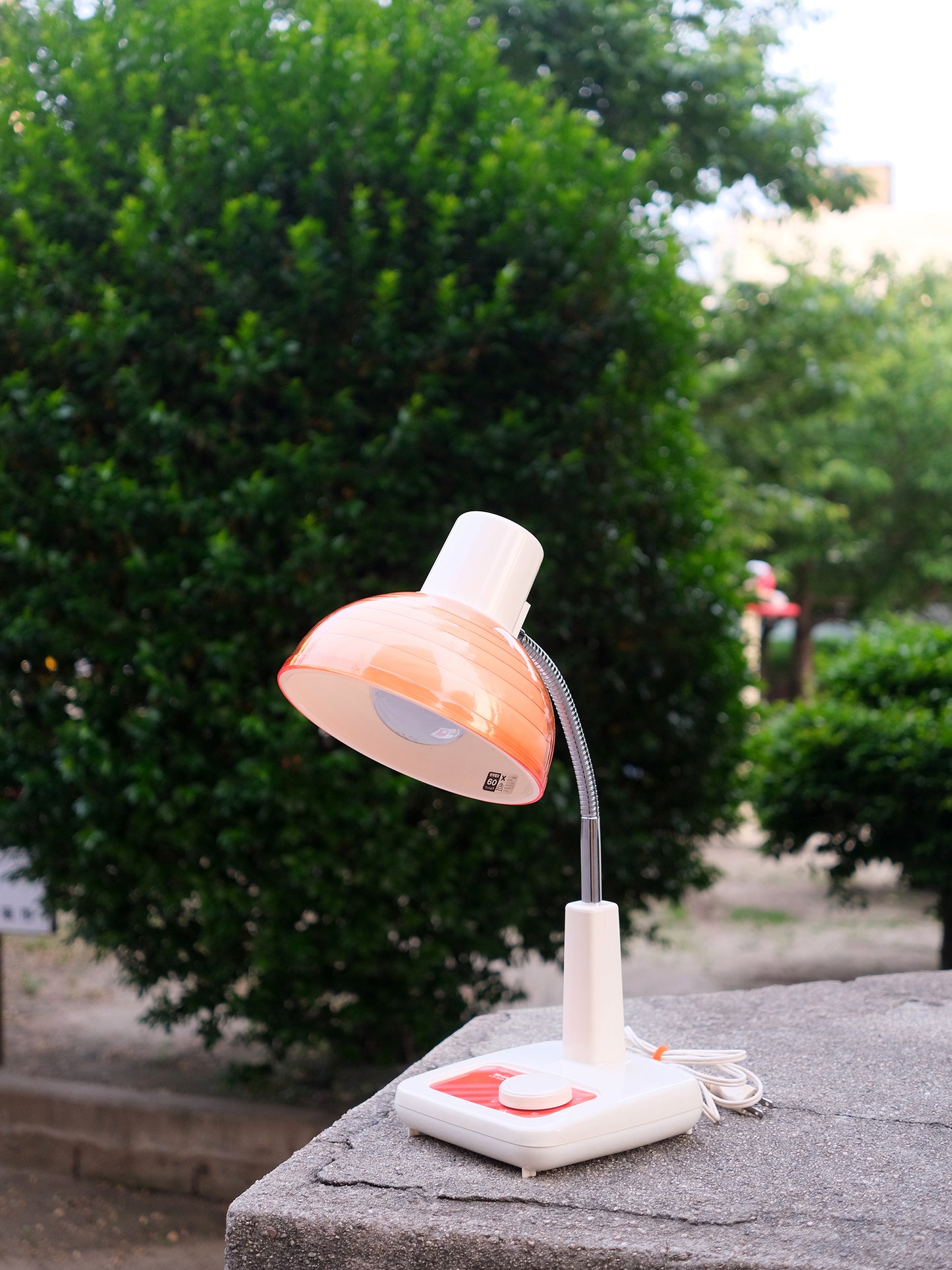 Sharp 聲寶 LS-949 奶白色 白熱燈 擡燈 Table Light
