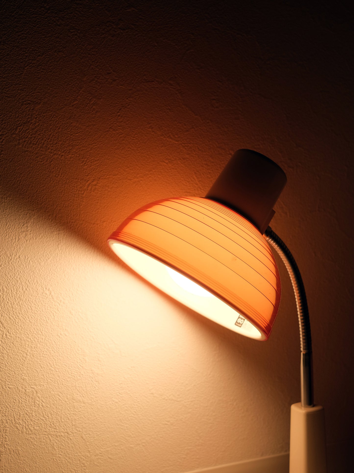 Sharp 聲寶 LS-949 奶白色 白熱燈 擡燈 Table Light