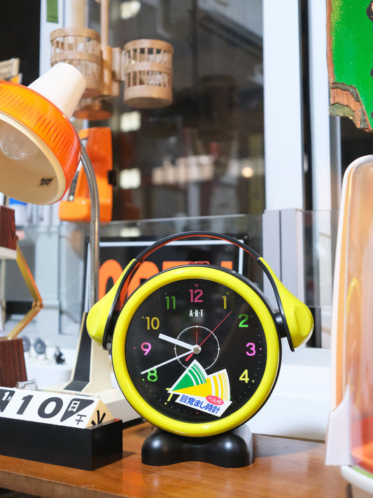 全新品 A.R.T Headphone 人造型 Quartz 石英鐘 鬧鐘 時鐘 Clock