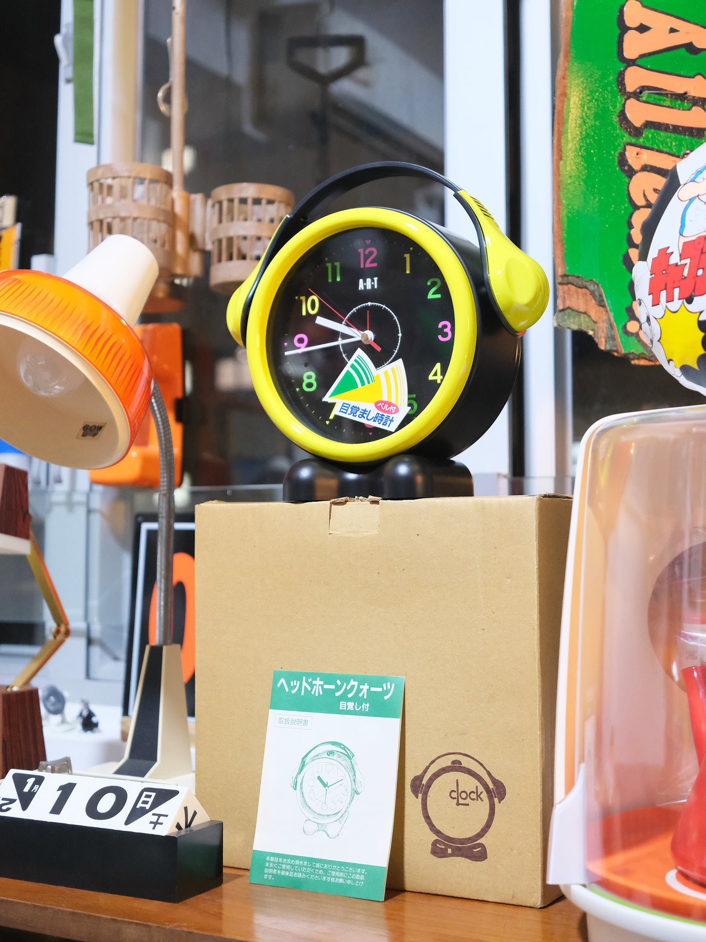 全新品 A.R.T Headphone 人造型 Quartz 石英鐘 鬧鐘 時鐘 Clock