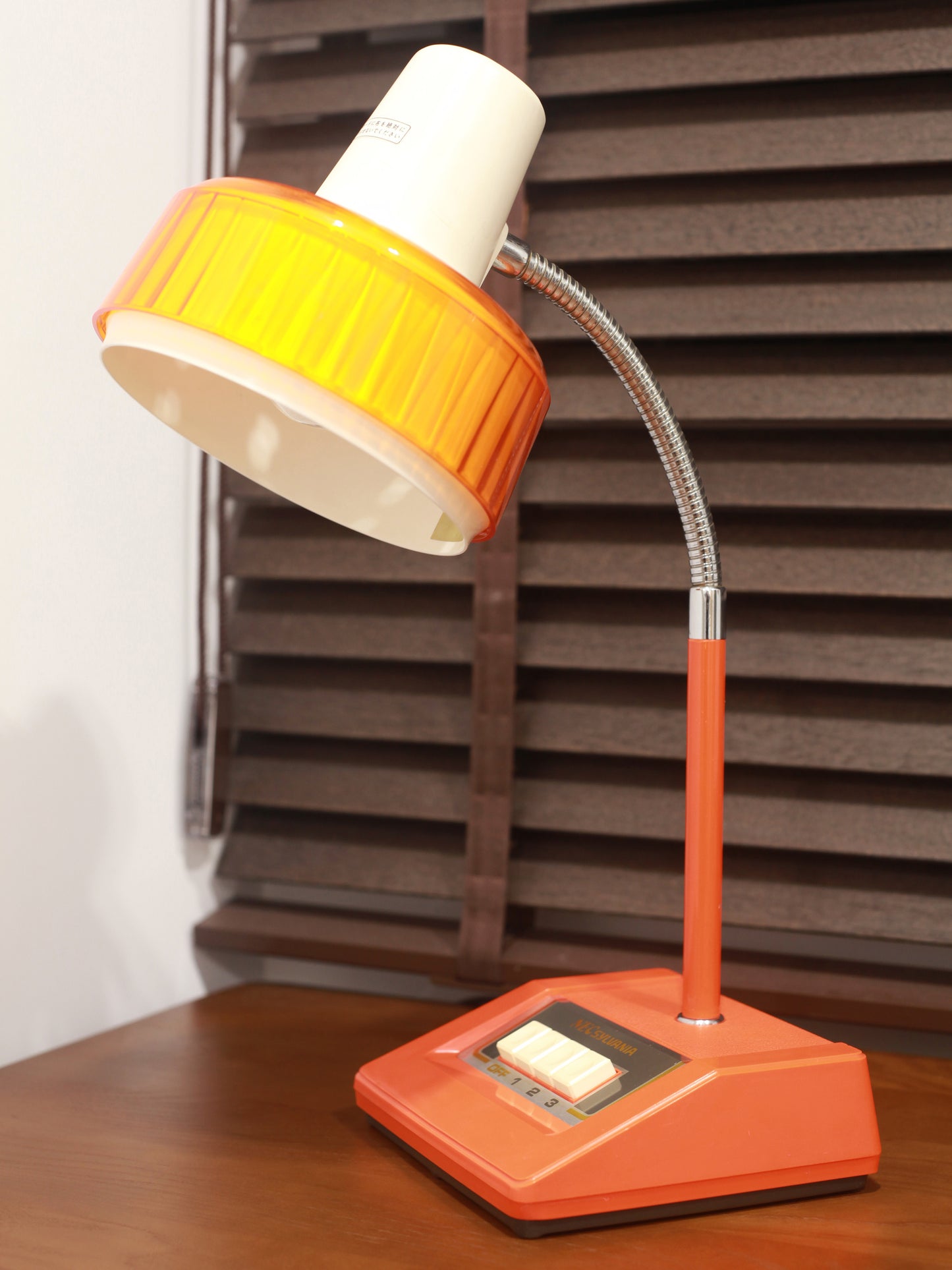 日本制 昭和 NEC 日電 Sylvania 按鈕式 白熱 橙色 擡燈 Table Light Lamp
