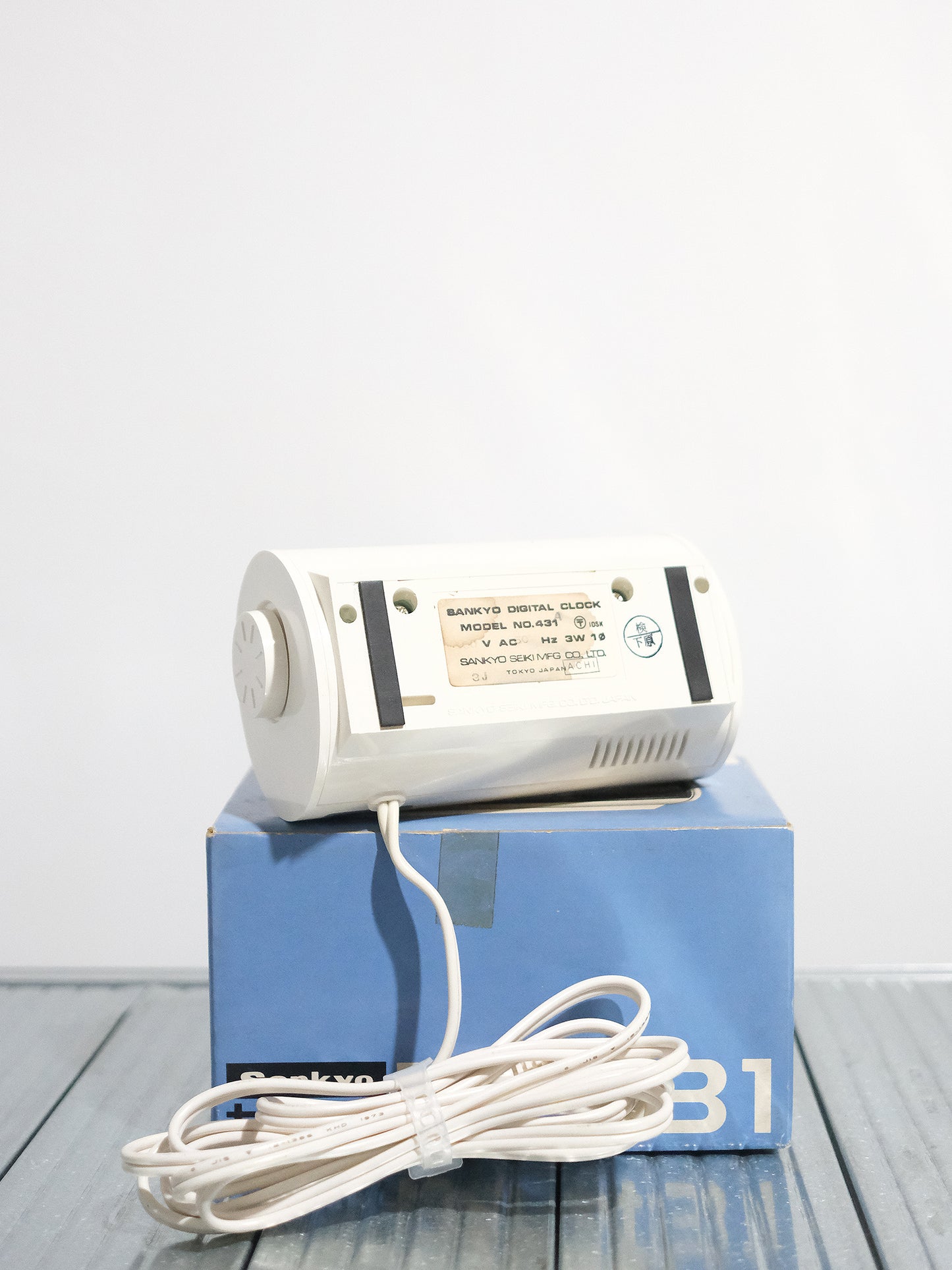 日本制 70s Sankyo DT-431 Joy-Clo Digital Flip Clock 翻頁鐘 白色 有盒