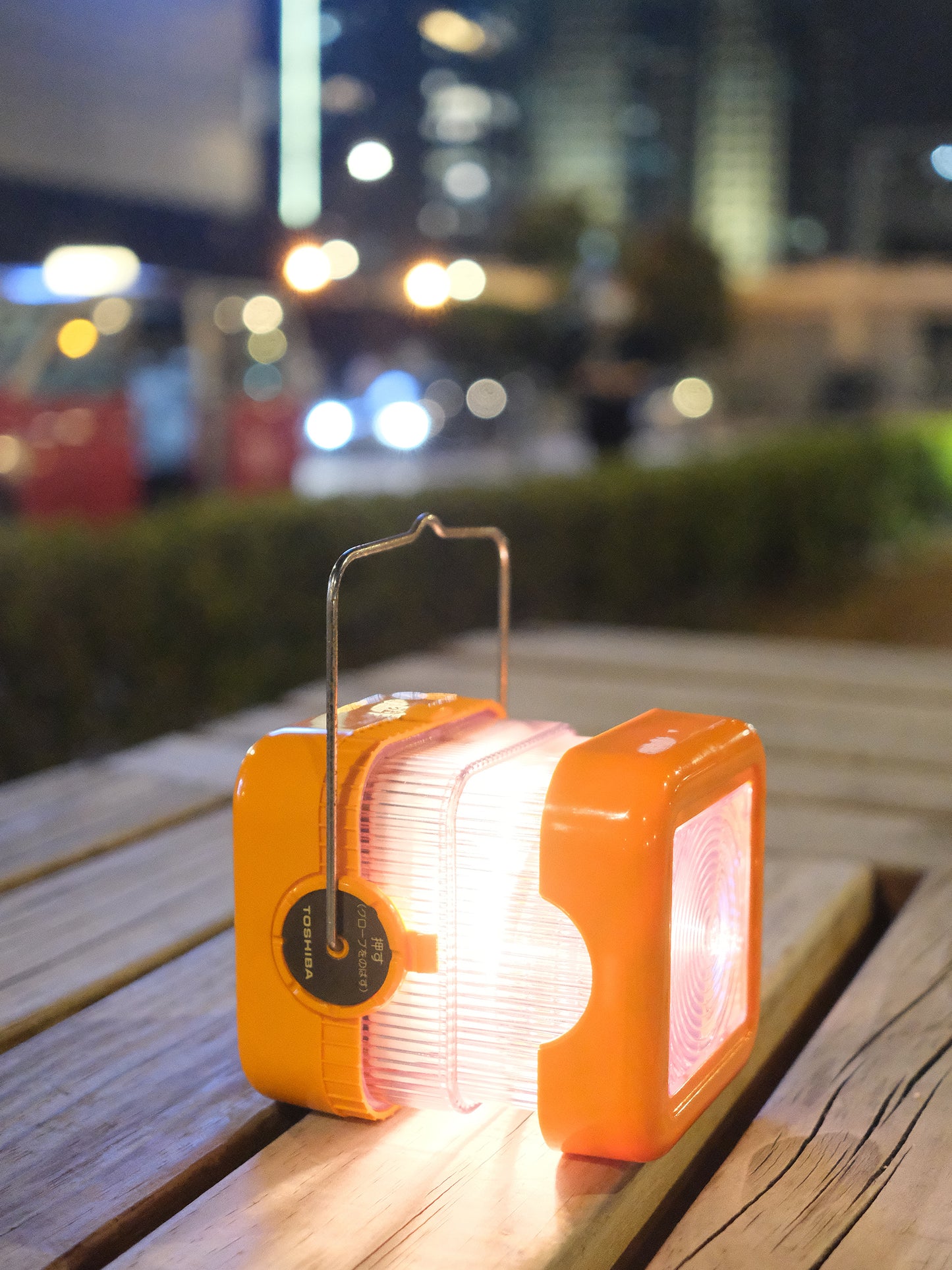 日本制 Toshiba 東芝 L-9 可伸縮 戶外 防災燈 電筒 Adjustable Light Torch