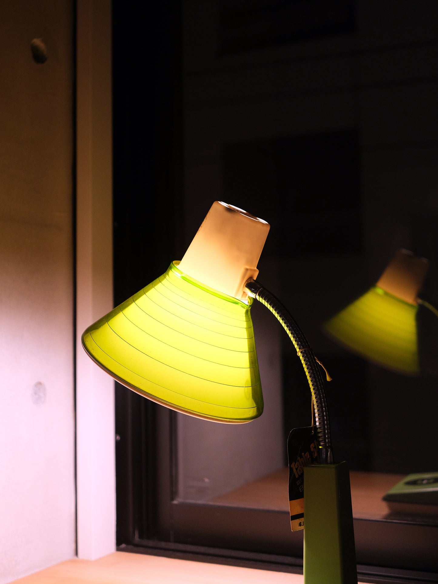 日本制 Hitachi 日立 LS6212 綠色 Table Stand 擡燈 Lamp