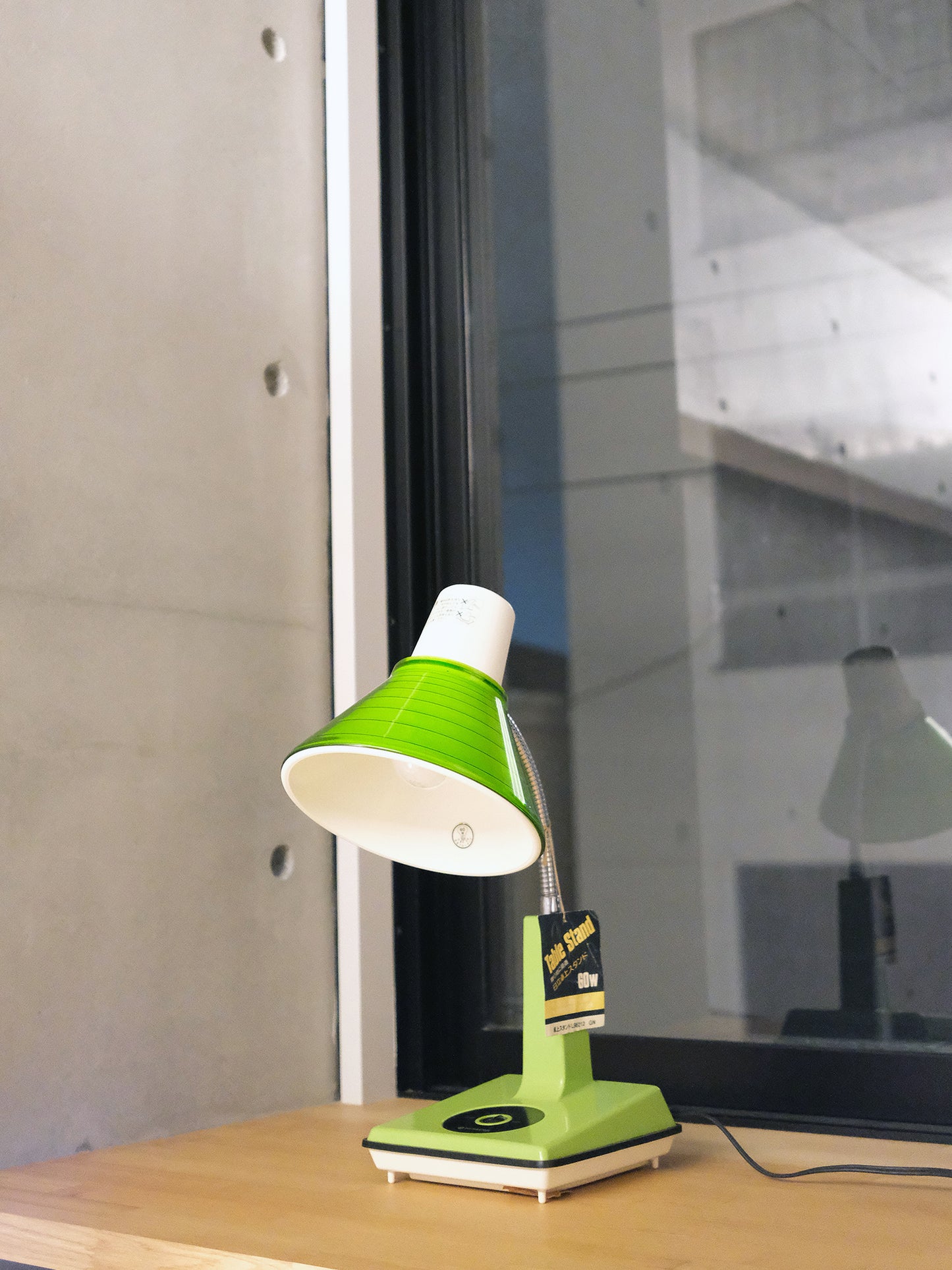 日本制 Hitachi 日立 LS6212 綠色 Table Stand 擡燈 Lamp
