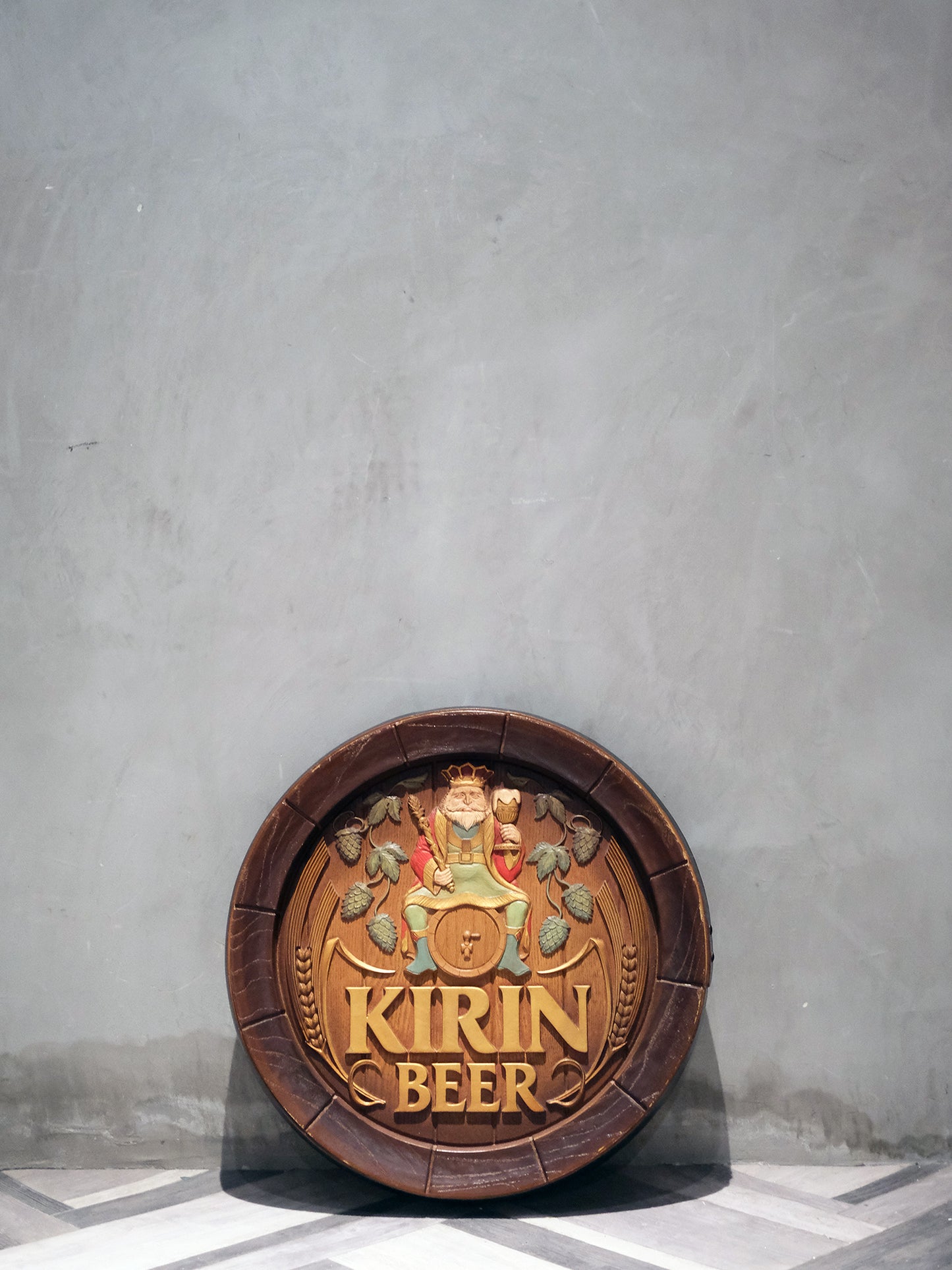 日本 KIRIN 麒麟 啤酒 店鋪用 木製樽型 立體 掛牆 廣告 看板