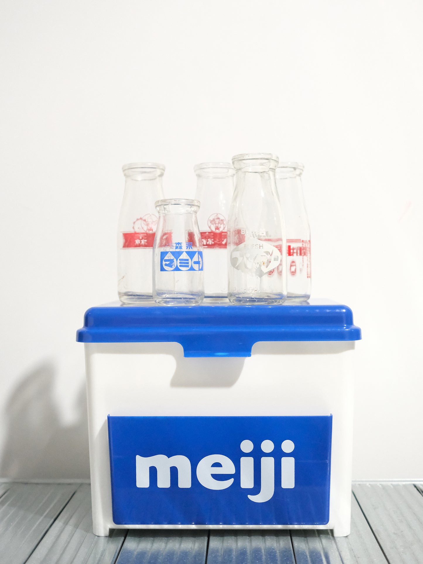 日本 Meiji 明治牛乳 塑膠製 保冷 牛奶箱 宅配箱 Milk Box