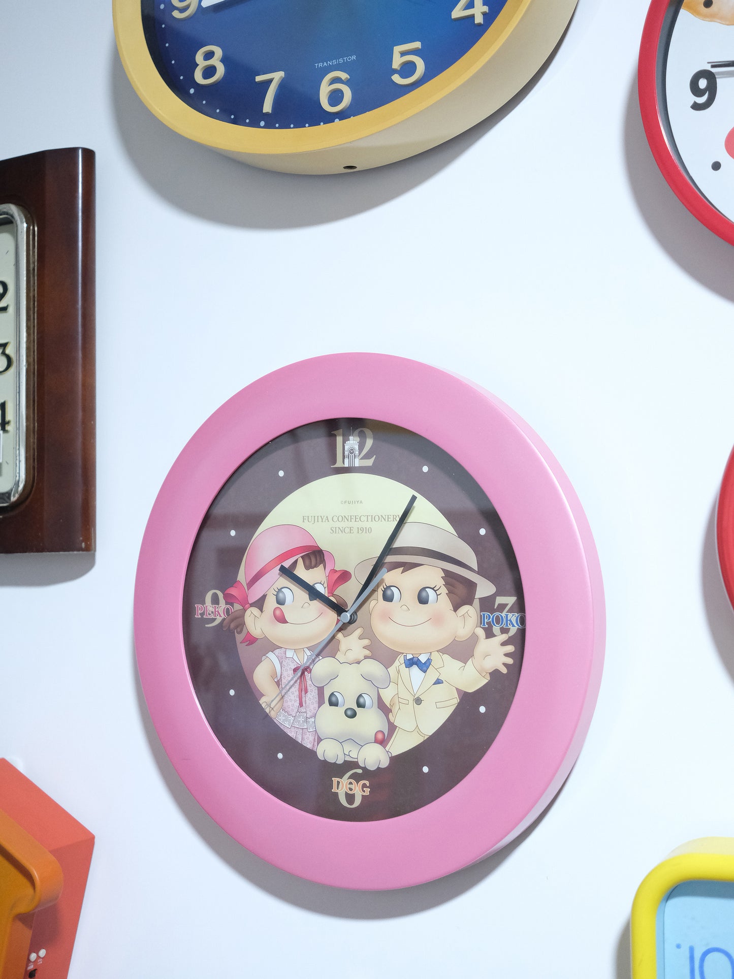 全新品 不二家 Peko Family Club 牛奶妹 粉紅色 掛牆 石英鐘