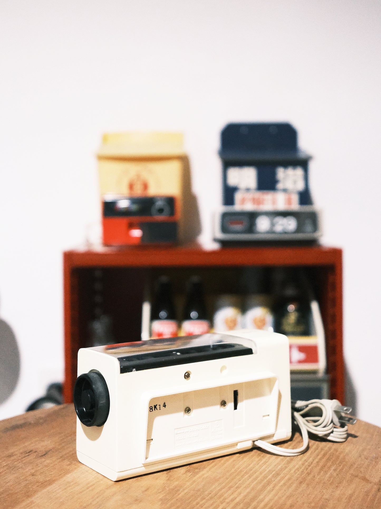 日本制 70s Sankyo 三協精機 DT-162 Digital Alarm Flip Clock 翻頁鐘 白色