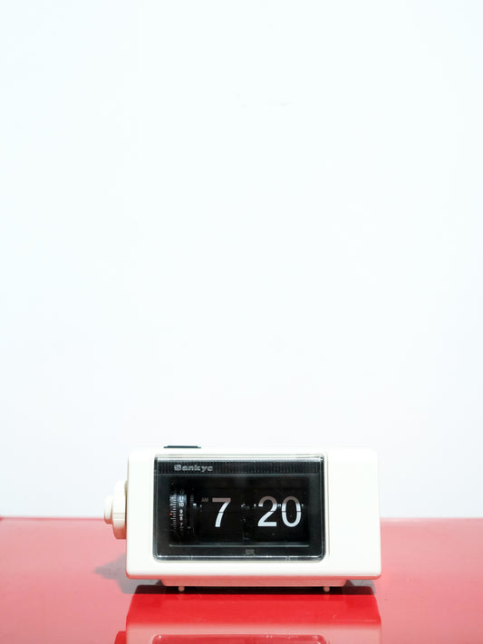 日本制 Sankyo 三協精機 L101Z 白色 Digital Flip Clock 翻頁鐘