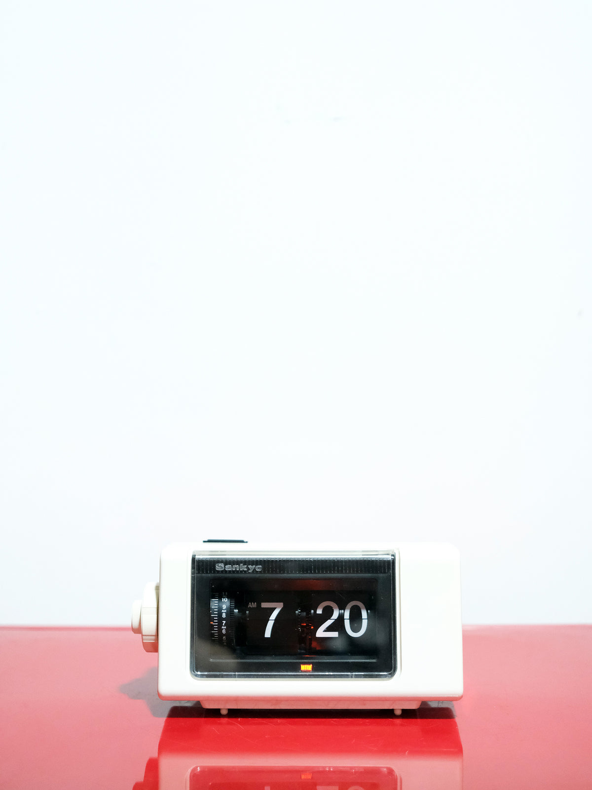 日本制 Sankyo 三協精機 L101Z 白色 Digital Flip Clock 翻頁鐘