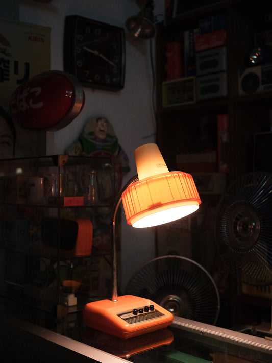 日本制 Sanyo 三洋 LS-317N  橙色 按鈕式 白熱燈 擡燈 Lamp