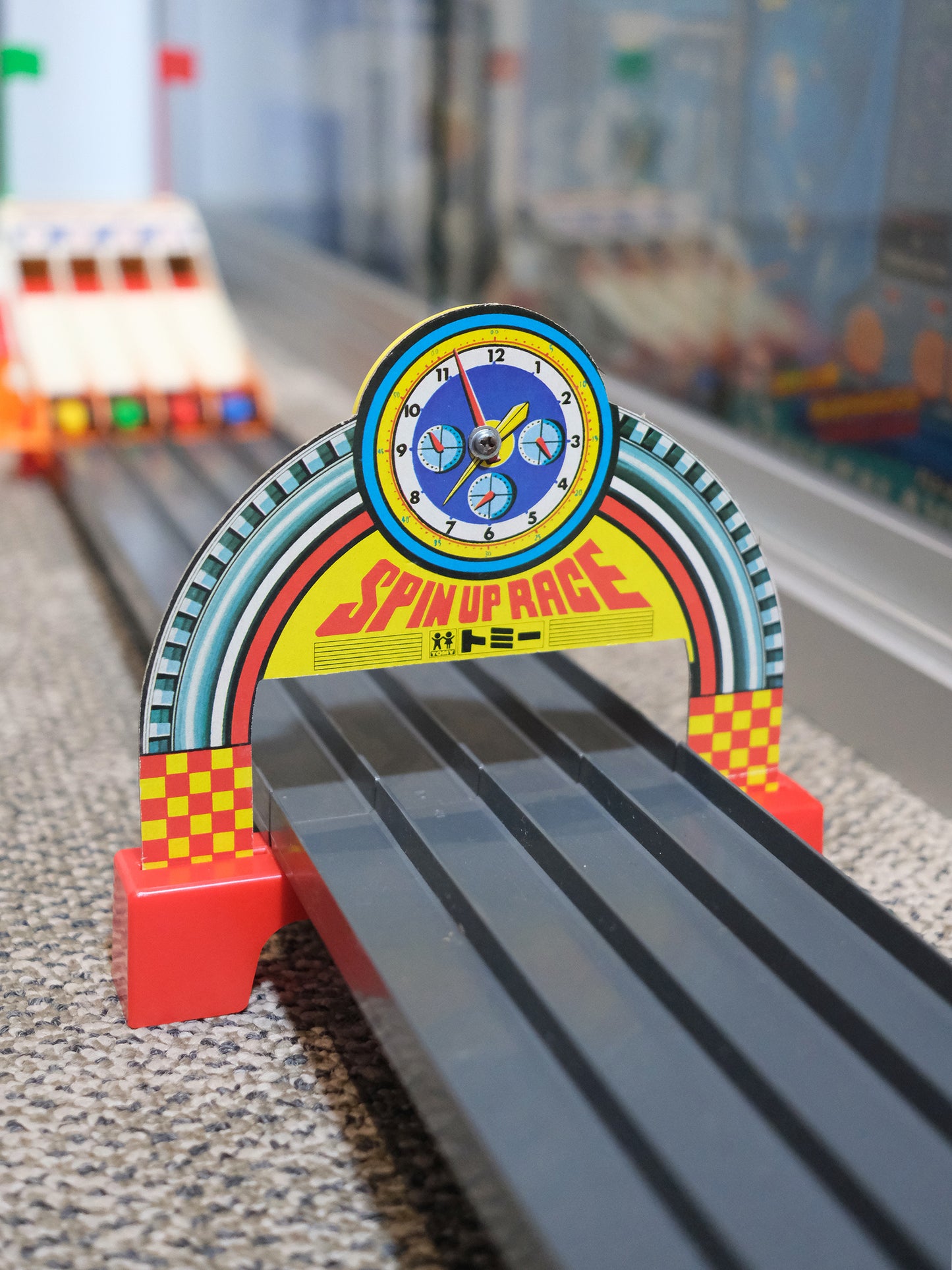 日本 1970’s TOMY 舊玩具 旋轉大迴旋 軌道賽車 遊戲