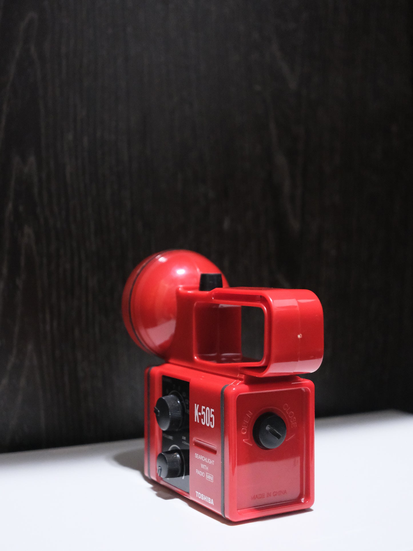 Toshiba 東芝 K-505 小型 探照燈 AM 收音機 電筒 Searchlight Radio Torch