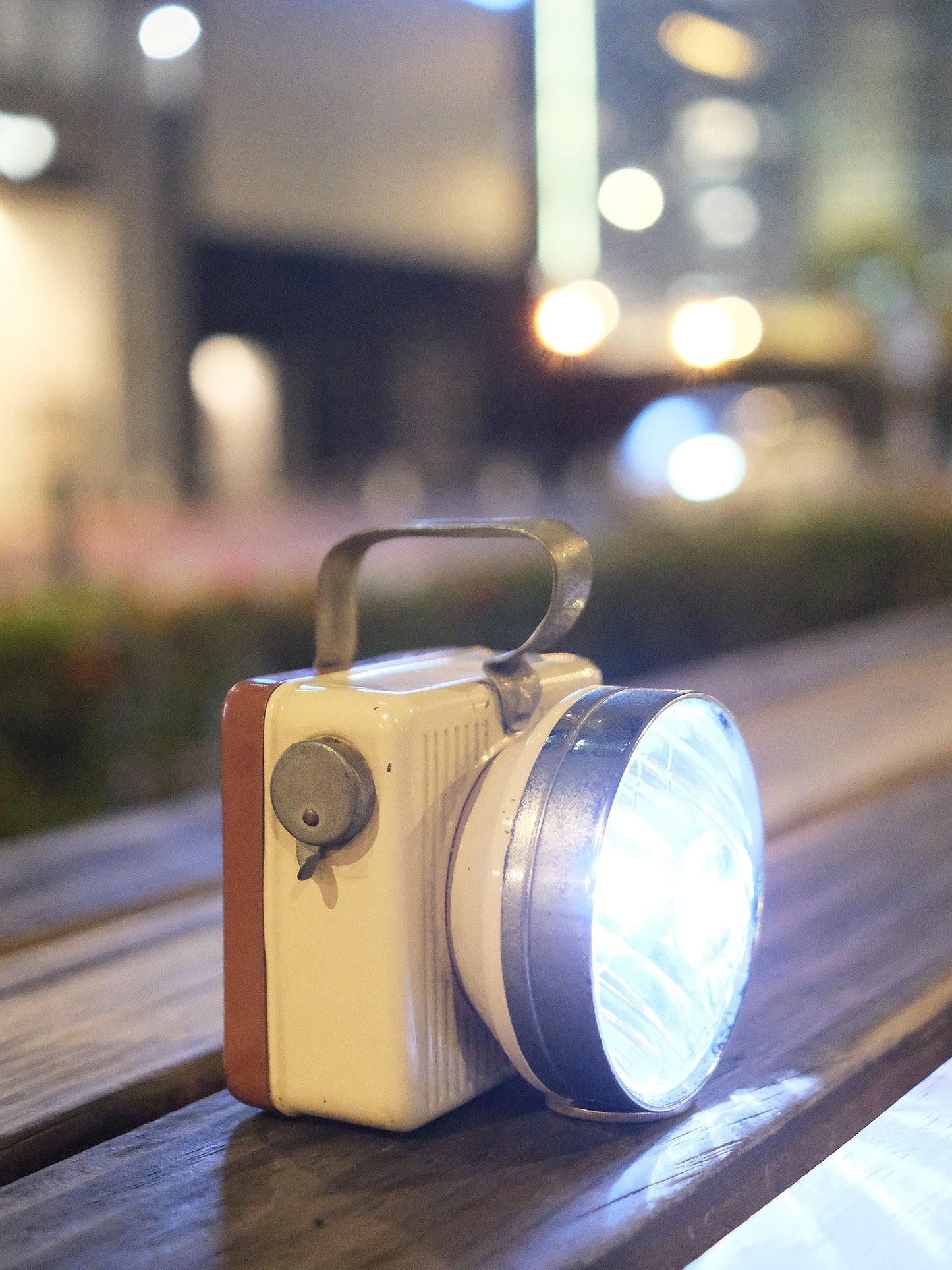 日本制 60’s Toshiba 東芝 HP-27 懷舊 鐵製 戶外 單車 手提燈 電筒 Light Torch