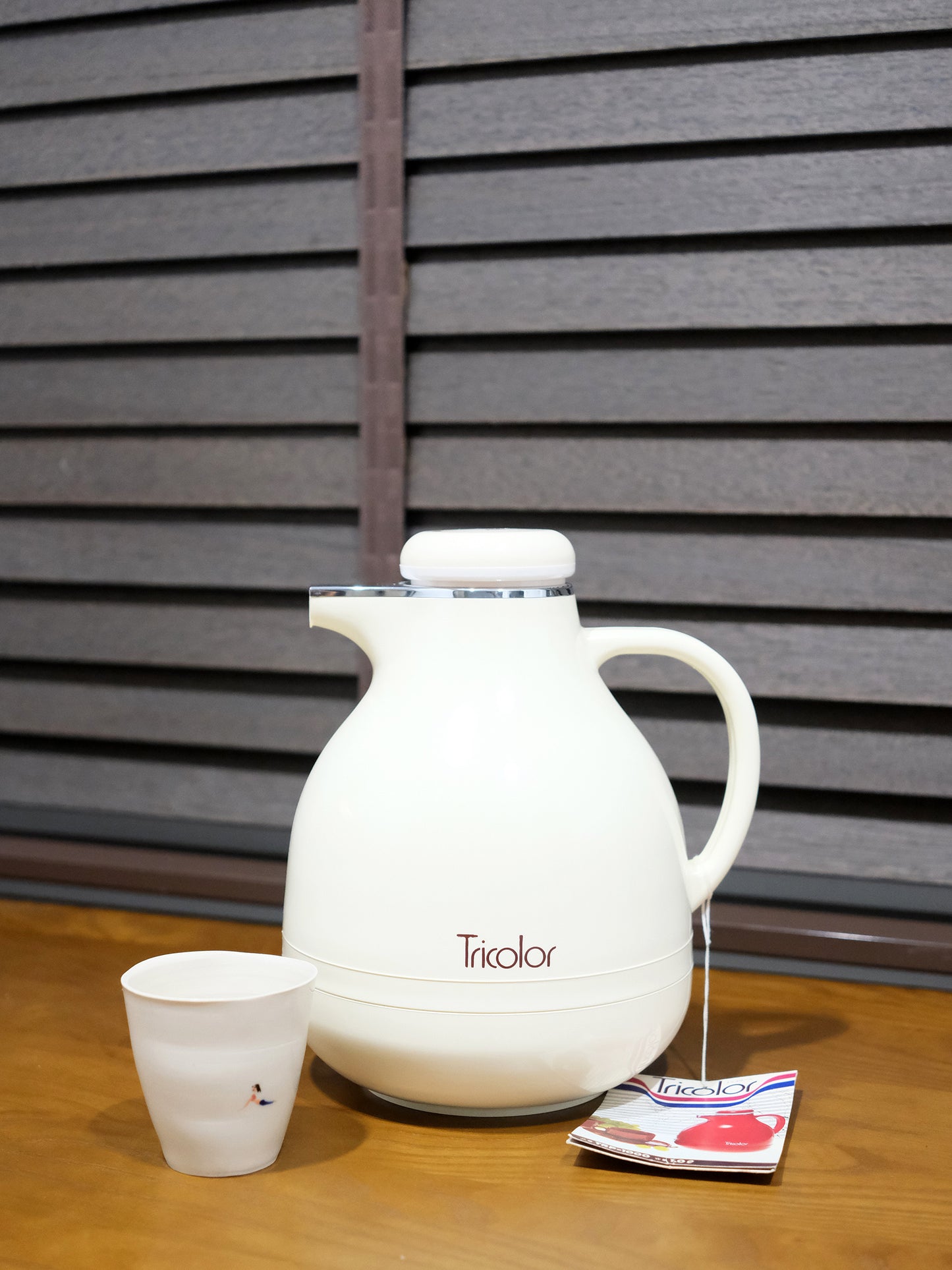 全新品 日本 Tricolor 白色 家用 玻璃膽 保溫水壺 魔法瓶