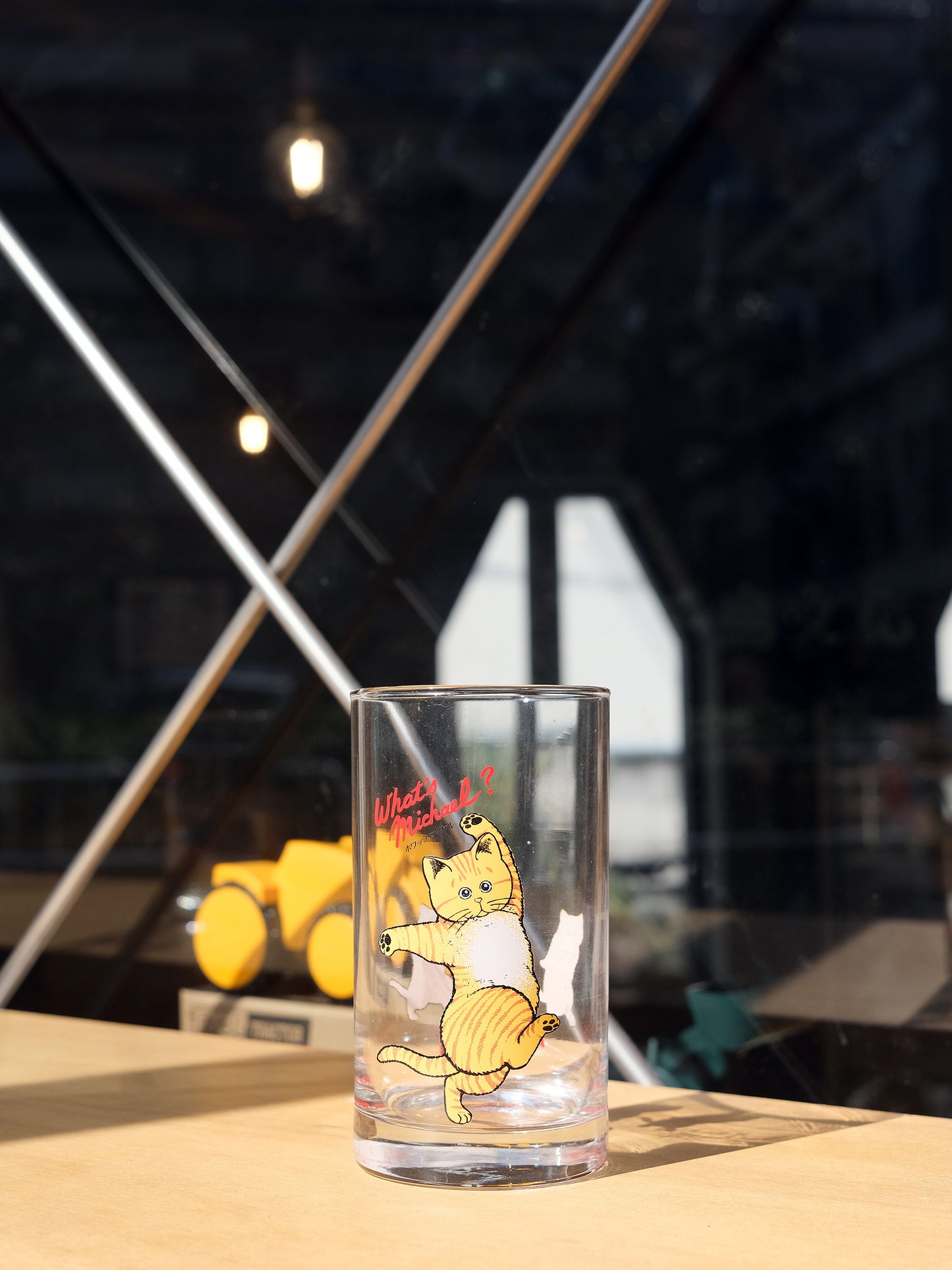 What’s Michael? 俏皮扮嘢貓 x Dom Dom 漢堡 插圖 玻璃水杯