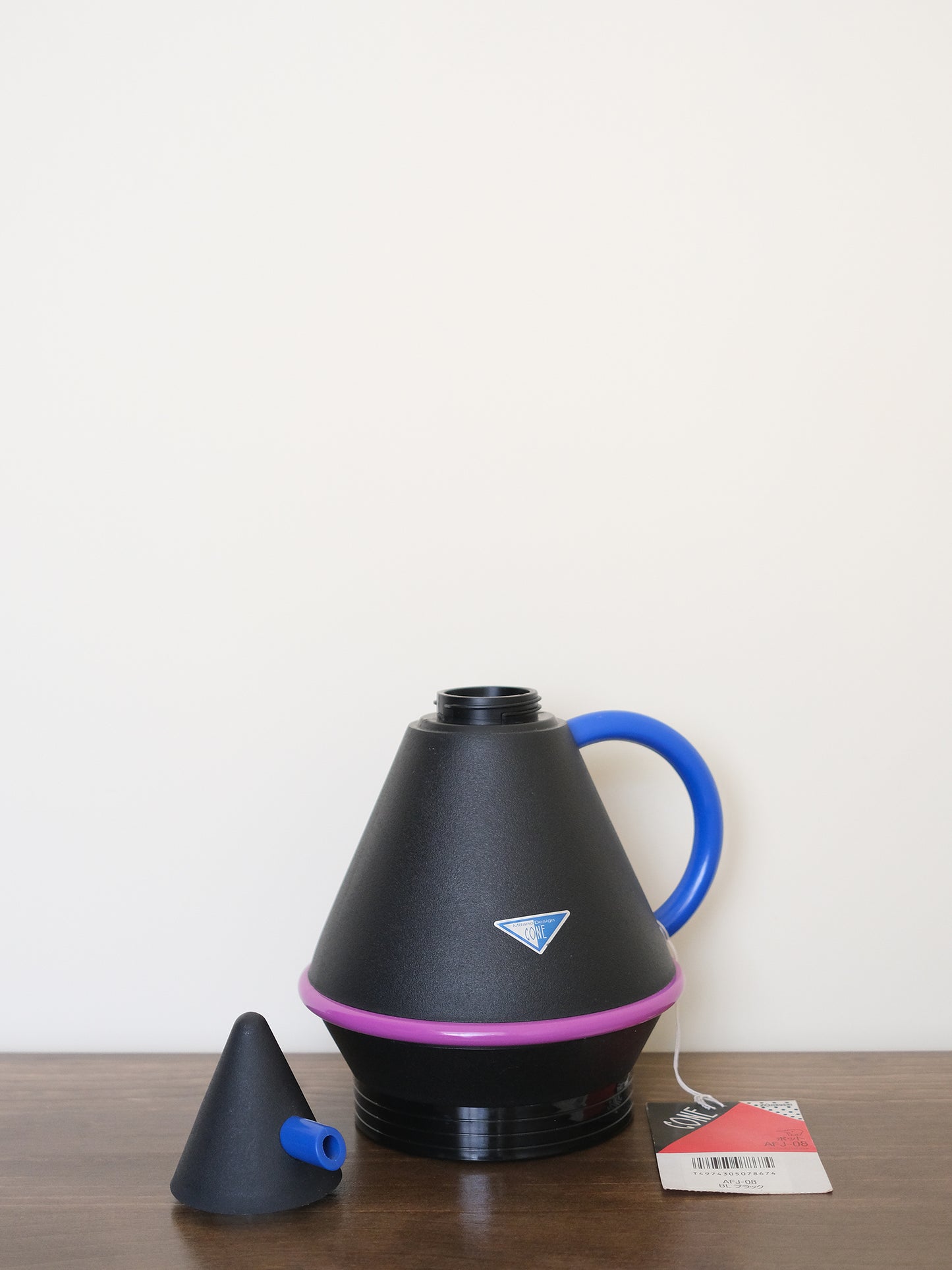 全新品 象印 Cone AFJ-08 三角 科幻 桌上 保溫水壺 魔法瓶