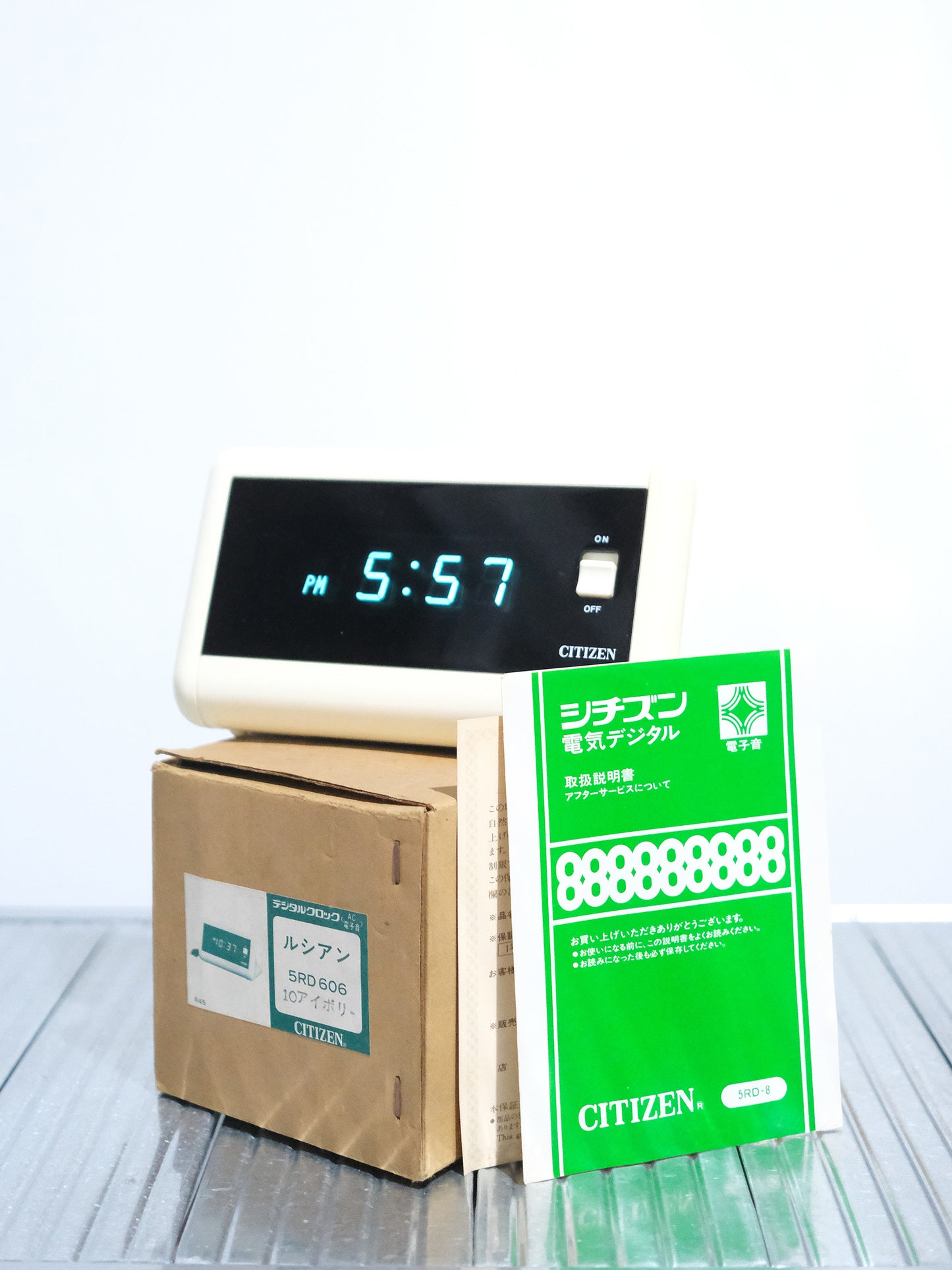 全新品 日本制 Citizen 星辰 5RD606 Digital Alarm Clock 電子 鬧鐘 時計