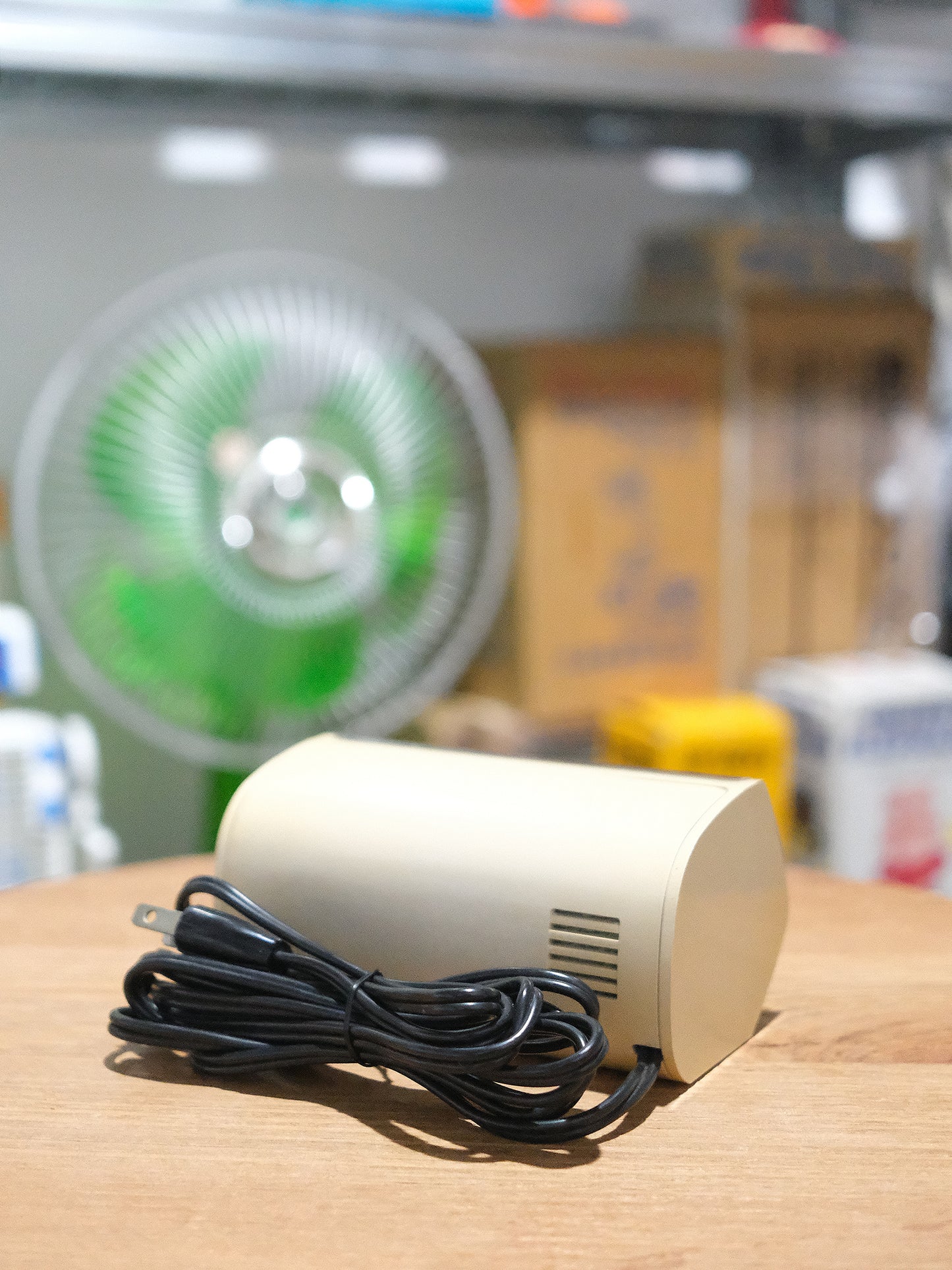 日本制 70s Copal 222 Digital Flip Clock 小巧 米色 翻頁鐘