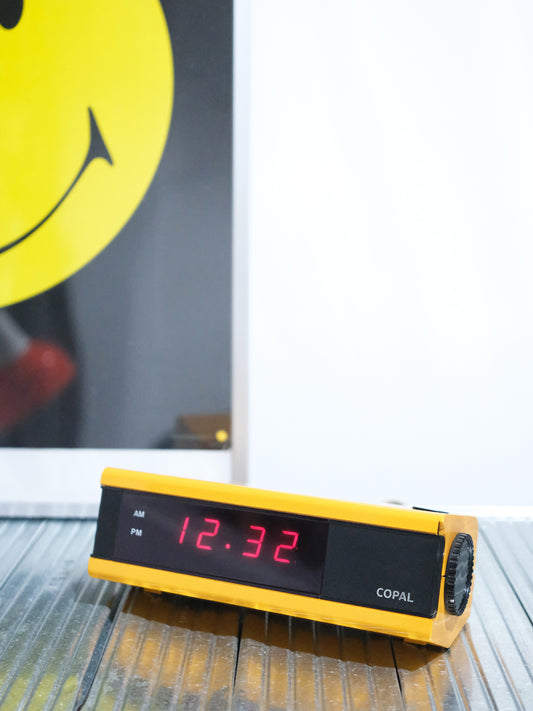 日本制 70's Copal LG-713 LCD Digital Clock 黃色 電子 時鐘 時計
