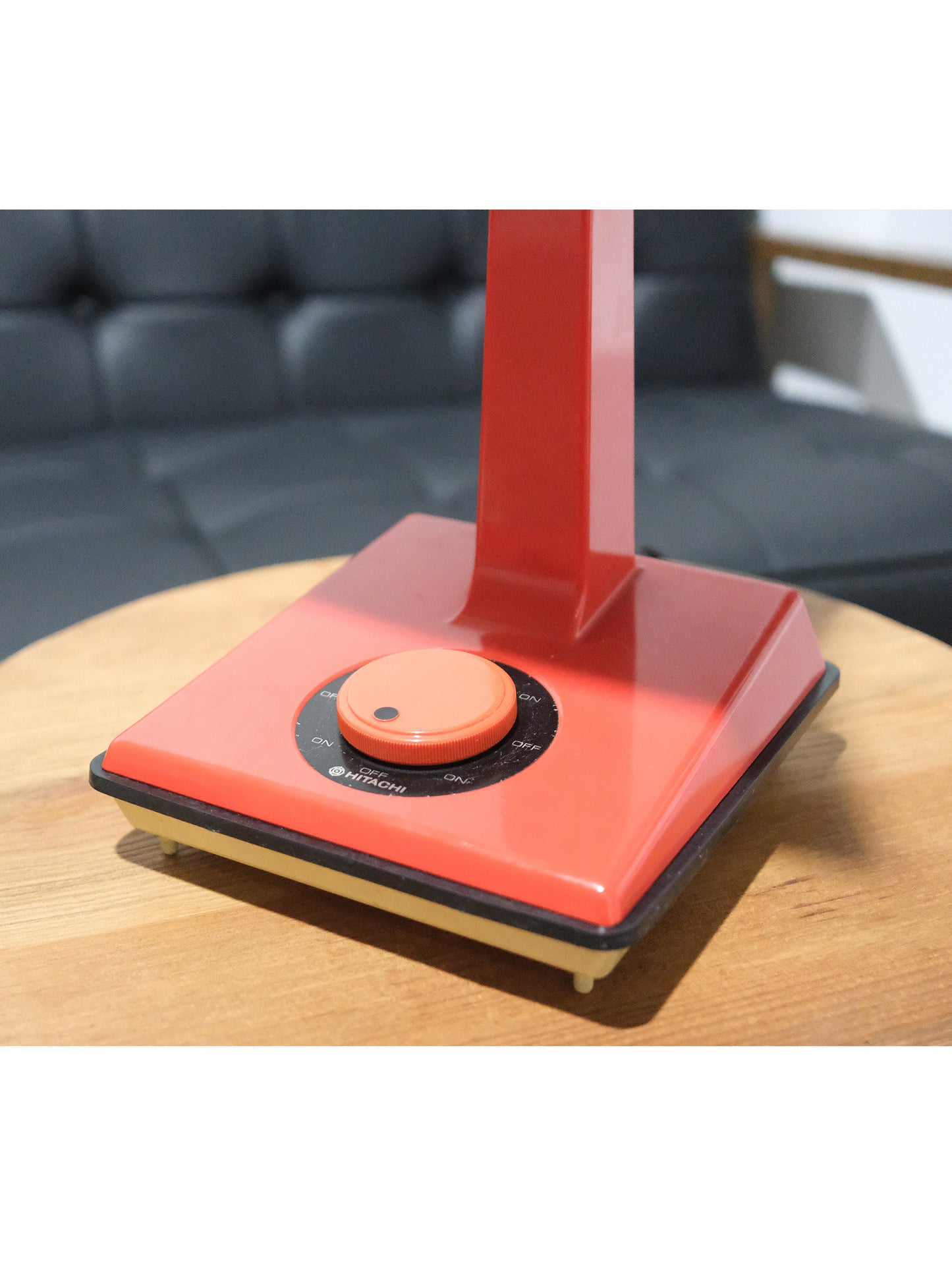 日本制 Hitachi 日立 N7330 白熱 橙色 旋鈕式 擡燈 Table Light Lamp