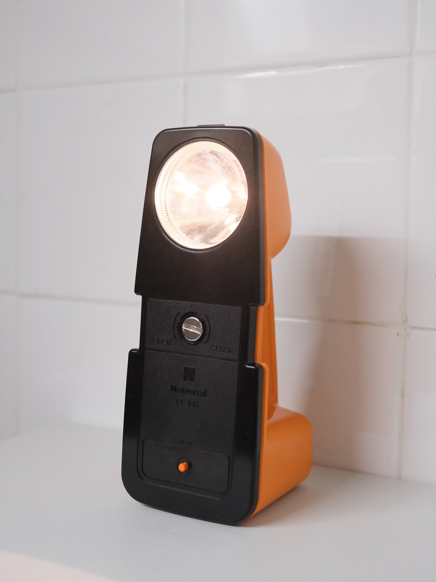 日本制 National 松下電器 FF-186 家用掛牆 常備燈 防災燈 Standing Light