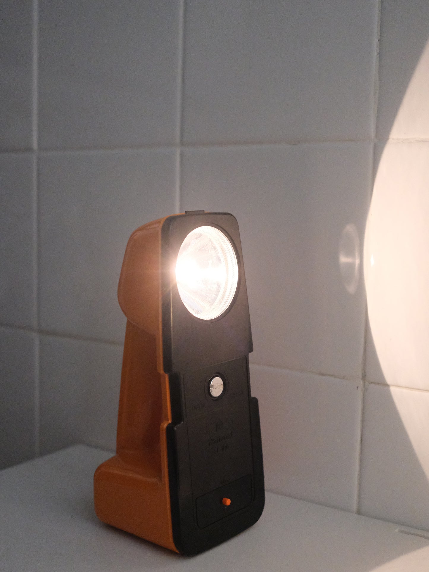 日本制 National 松下電器 FF-186 家用掛牆 常備燈 防災燈 Standing Light