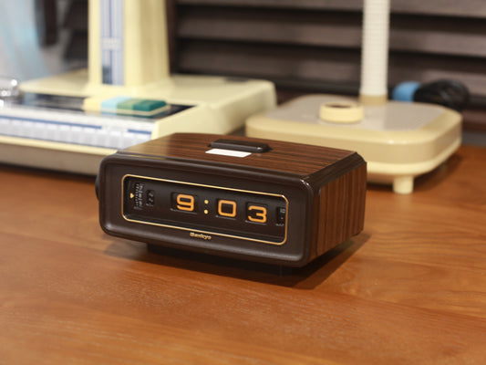 日本制 70s Sankyo 304z 仿木紋 Digital Alarm Flip Clock 翻頁鐘