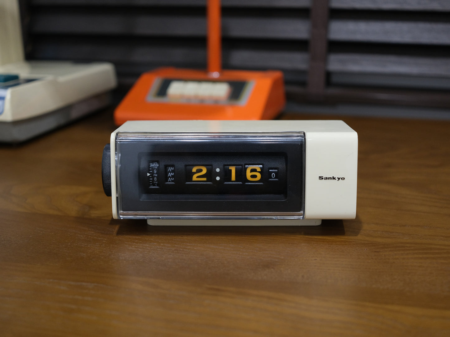 日本制 70s Sankyo DT-162 Digital Alarm Flip Clock 翻頁鐘 白色