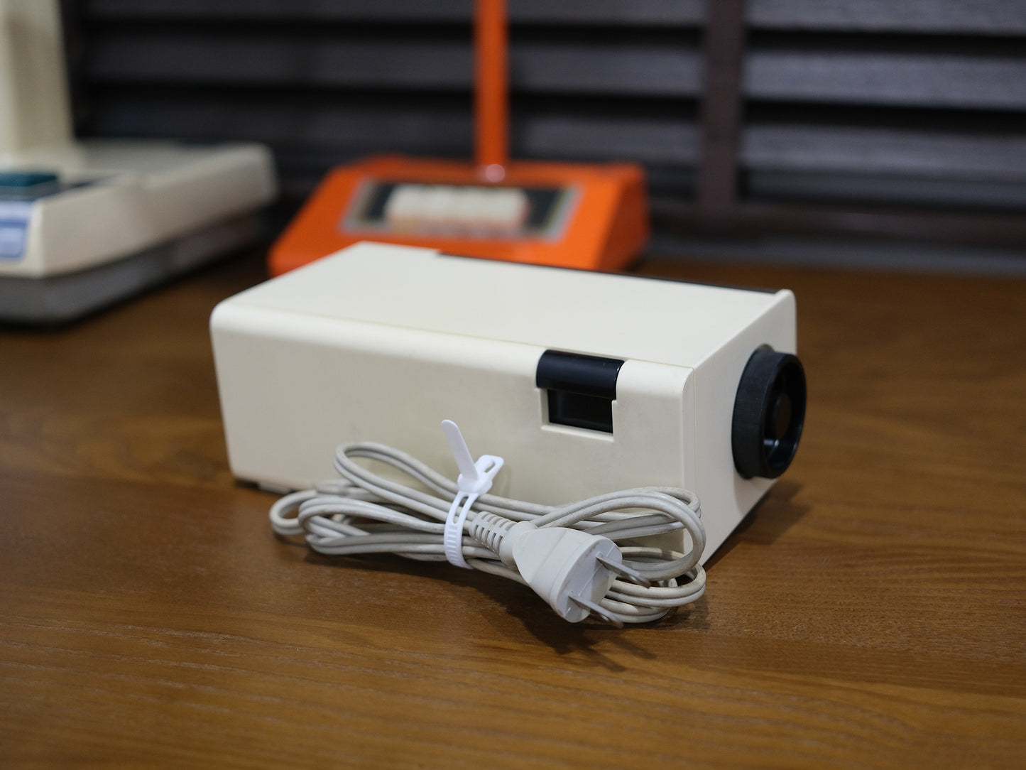 日本制 70s Sankyo DT-162 Digital Alarm Flip Clock 翻頁鐘 白色