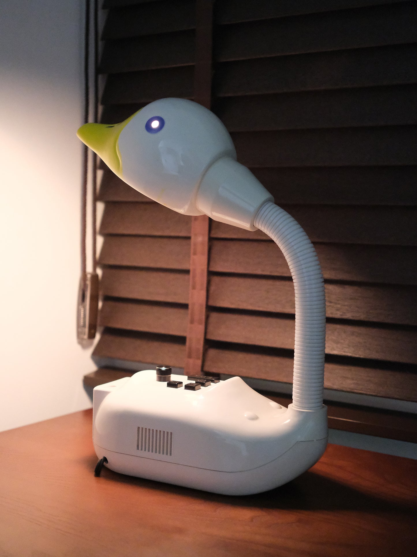 日本 昭和 天鵝 Electronic Alarm Clock Lamp 電子 鬧鐘 擡燈